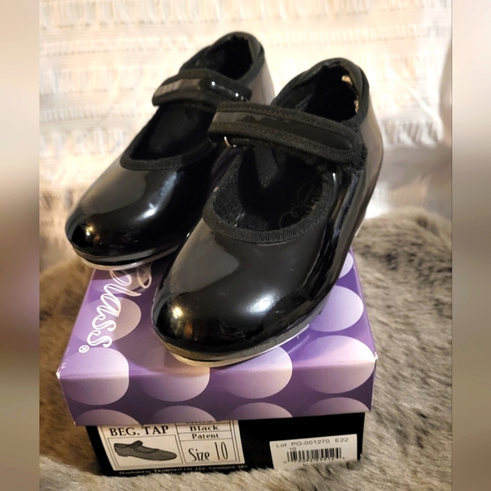 Dance Class toddler Mary Jane tap shoes.  Size 10. EUC